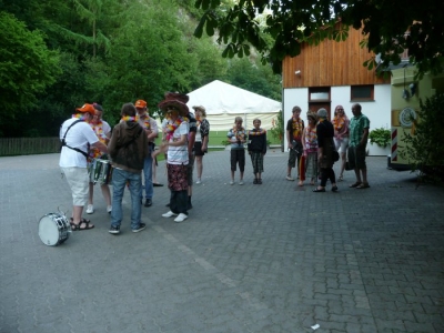 05. Juli 2009 - Schützenfest Sonntag, Wecken vom Spielmannszug_20
